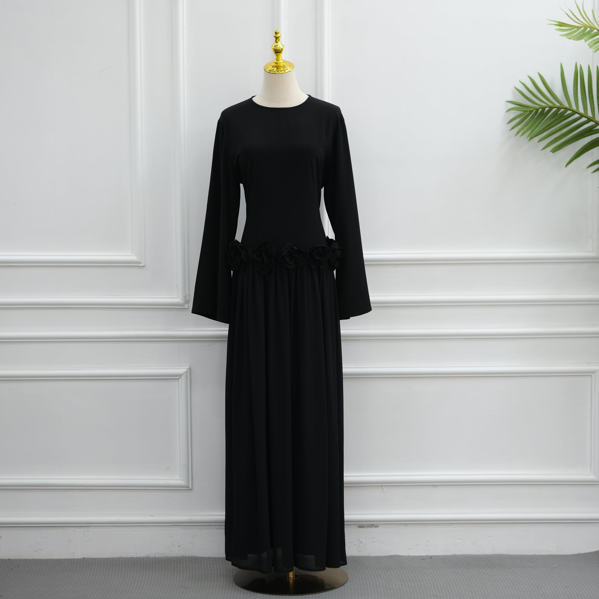 Ayla Floral Waist Maxi Dress - Black
