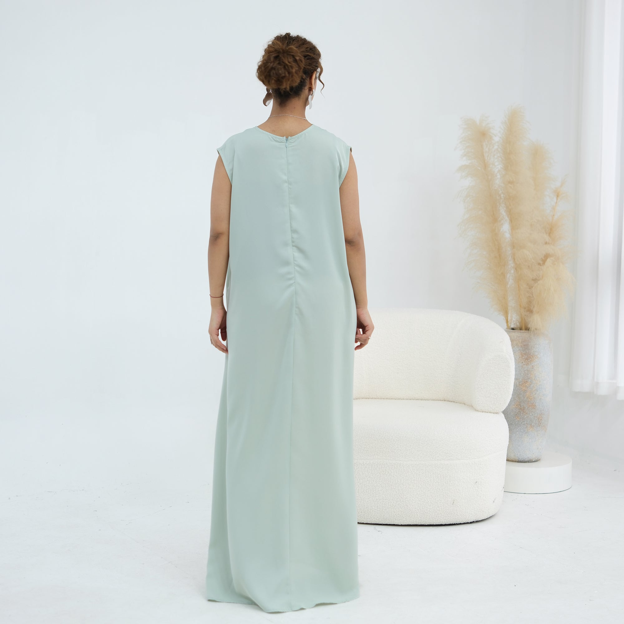Yasmina Trim Detail Abaya - Pale Green